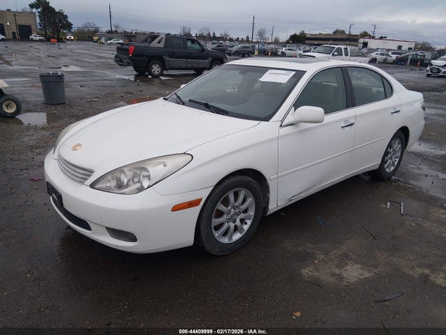 2002 LEXUS ES 300 JTHBF30G820020052 Photo 1