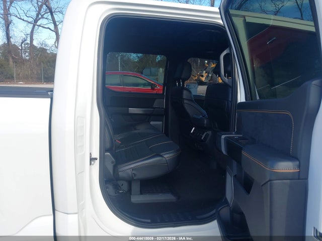 1FTFW1E5XNFB89022 Ford F-150 Platinum