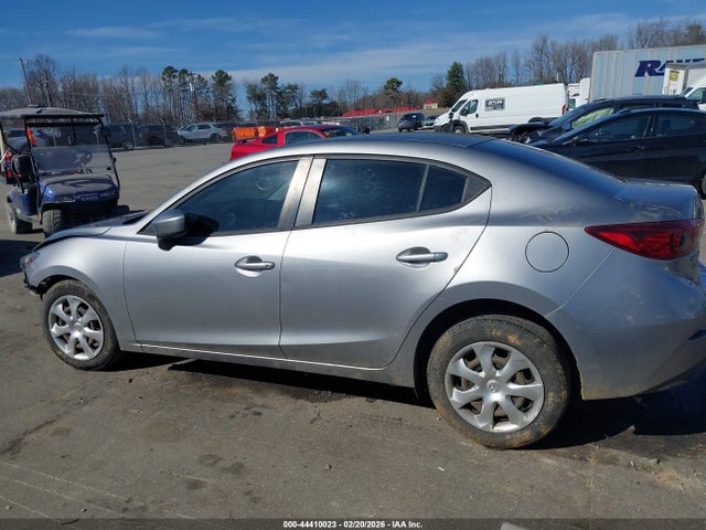44410023 :رقم المزاد ، 3MZBM1U74FM202904 vin ، 2015 Mazda Mazda3 I Sport مزاد بيع