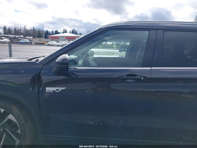JA4T5WA94SZ048950 Mitsubishi OUTLANDER PHEV