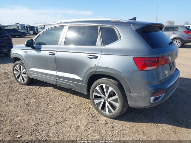2024 VOLKSWAGEN TAOS 3VVSX7B2XRM068989 Photo 2