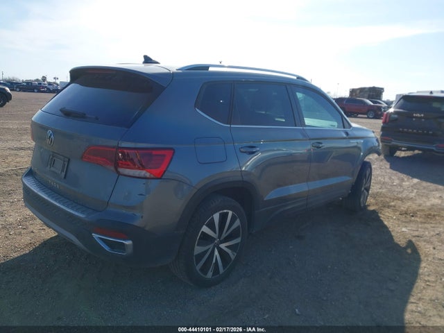 2024 VOLKSWAGEN TAOS 3VVSX7B2XRM068989 Photo 3