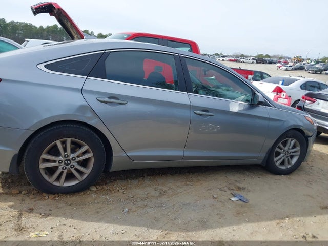 Продаж на аукціоні авто 2015 Hyundai Sonata Se, vin: 5NPE24AF5FH181893, номер лоту: 44410111
