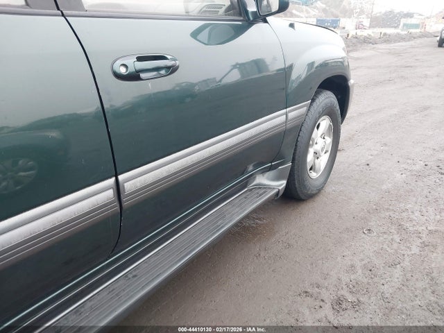 2001 TOYOTA LAND CRUISER JTEHT05J712001367 Photo 5