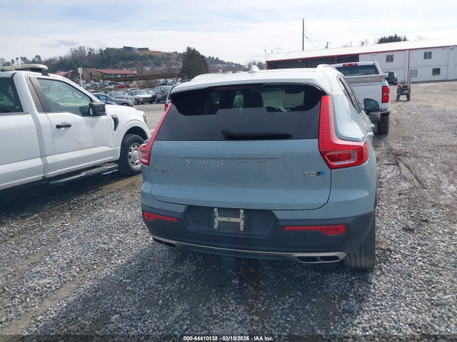 YV4162UK8K2103729 Volvo Xc40 T5 Momentum
