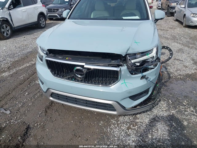 YV4162UK8K2103729 Volvo Xc40 T5 Momentum