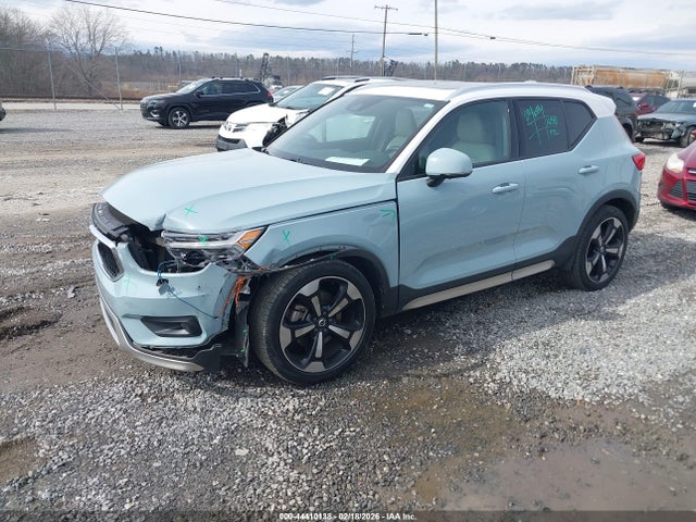 YV4162UK8K2103729 Volvo Xc40 T5 Momentum