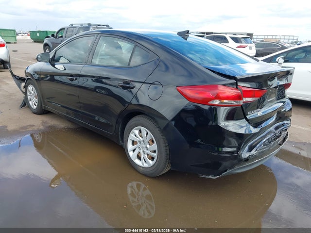 5NPD74LF2JH383464 Hyundai ELANTRA SE