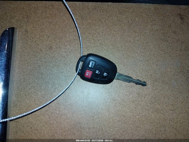 4T1BF1FK1HU783948 Toyota CAMRY SE