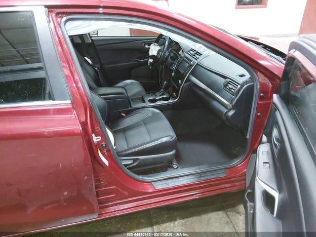 4T1BF1FK1HU783948 Toyota CAMRY SE