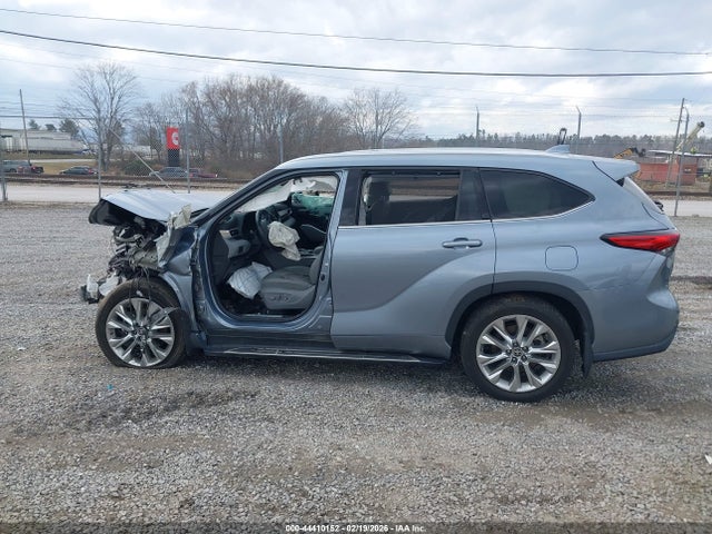 Toyota Highlander Limited 2021 5TDDZRBH0MS108653 Image 14