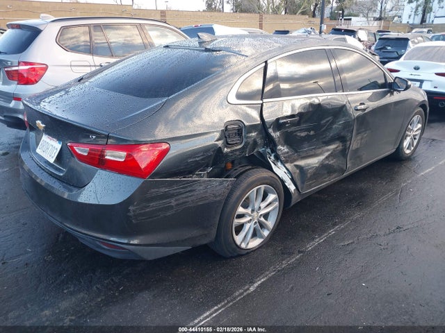 1G1ZD5ST9JF197970 Chevrolet MALIBU LT