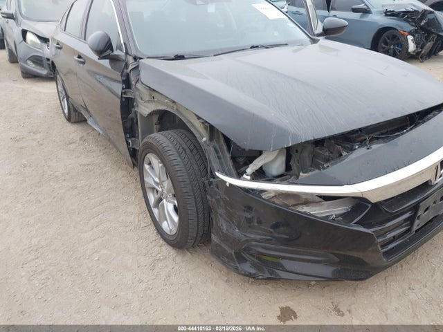 1HGCV1F13KA132480 Honda ACCORD LX