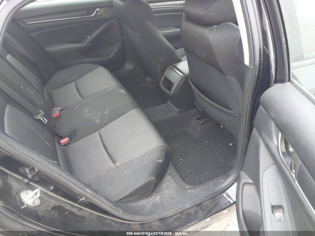 1HGCV1F13KA132480 Honda ACCORD LX
