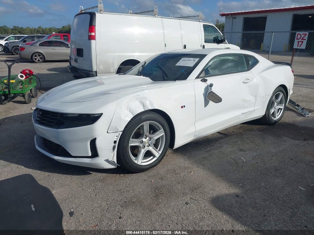 2019 CHEVROLET CAMARO 1G1FB1RSXK0103663 Photo 1