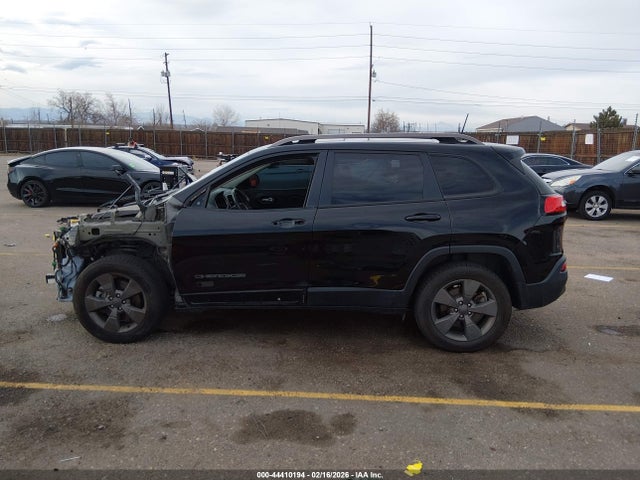 Продажа на аукционе авто 2017 Jeep Cherokee 75th Anniversary Edition 4x4, vin: 1C4PJMCS7HW546304, номер лота: 44410194