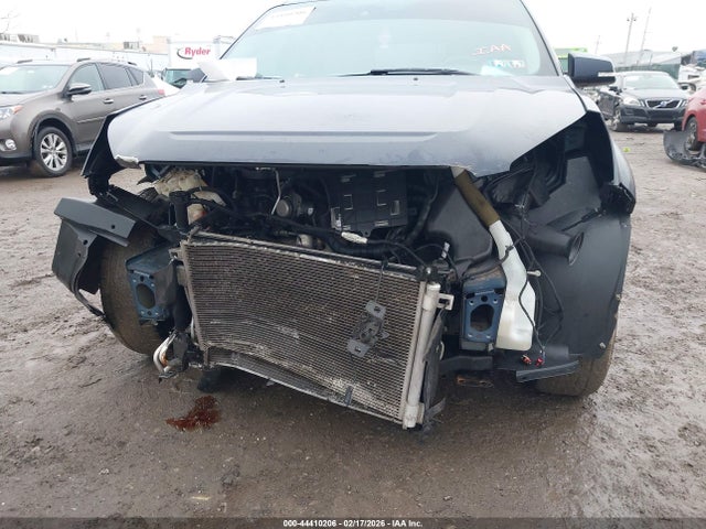 1GKKVRKD0FJ351366 GMC Acadia Slt-1