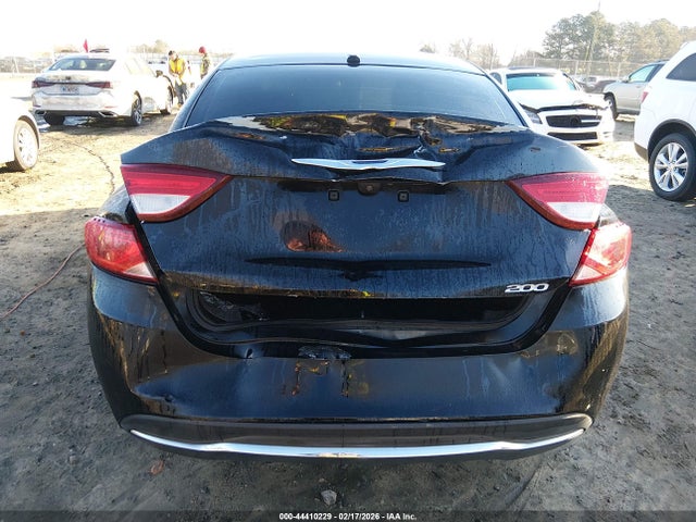 Aukcja sprzedaży 2015 Chrysler 200 C, vin: 1C3CCCCBXFN618946, numer aukcji: 44410229