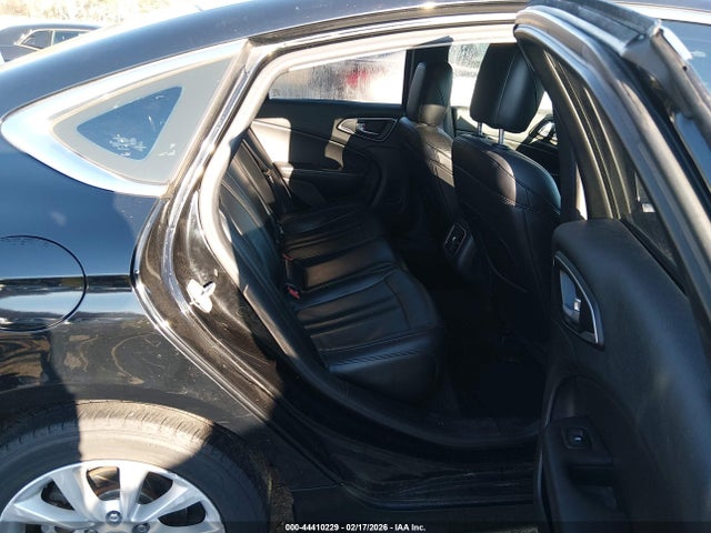 Aukcja sprzedaży 2015 Chrysler 200 C, vin: 1C3CCCCBXFN618946, numer aukcji: 44410229