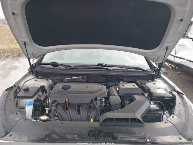 Продажа на аукционе авто 2018 Hyundai Sonata Sel, vin: 5NPE34AF2JH632106, номер лота: 44410237