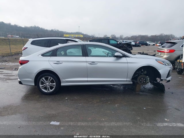 Продажа на аукционе авто 2018 Hyundai Sonata Sel, vin: 5NPE34AF2JH632106, номер лота: 44410237