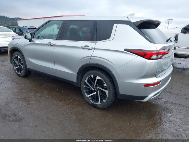 2022 MITSUBISHI OUTLANDER JA4J4UA88NZ021874 Photo 2