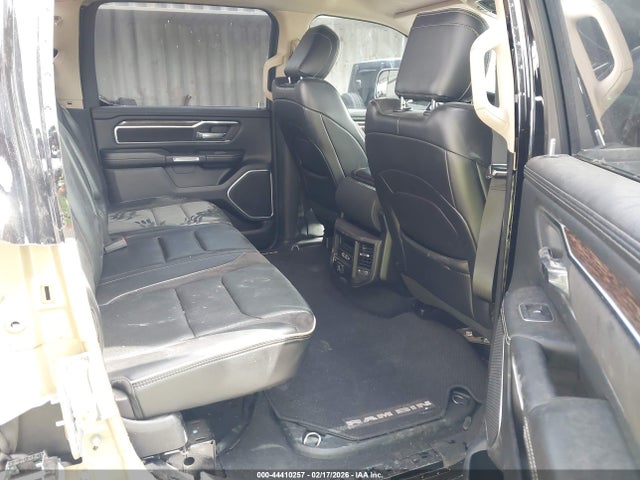 1C6RREJT9KN507415 RAM 1500 Laramie 4x2 5&#039;7 Box