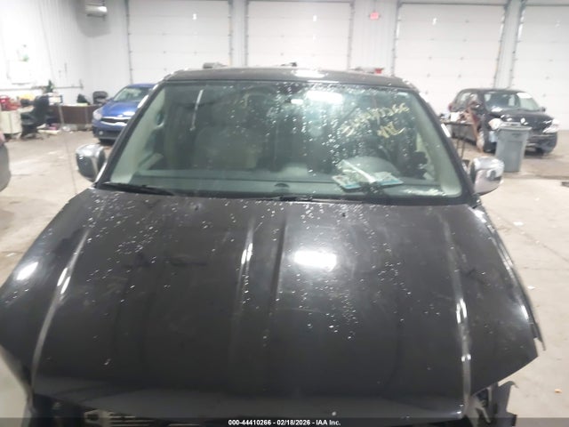 Продажа на аукционе авто 2011 Chrysler Town & Country Touring-l, vin: 2A4RR8DG9BR649611, номер лота: 44410266