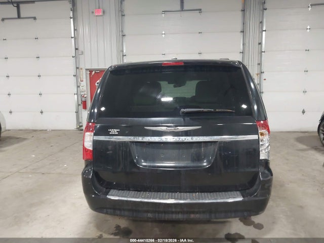 Продажа на аукционе авто 2011 Chrysler Town & Country Touring-l, vin: 2A4RR8DG9BR649611, номер лота: 44410266