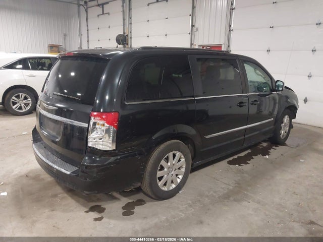 Продажа на аукционе авто 2011 Chrysler Town & Country Touring-l, vin: 2A4RR8DG9BR649611, номер лота: 44410266