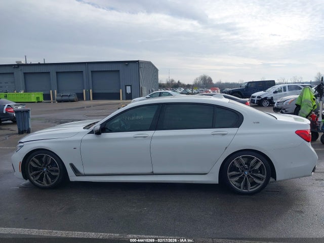 Продаж на аукціоні авто 2019 Bmw M760i Xdrive, vin: WBA7H6C57KG615265, номер лоту: 44410269