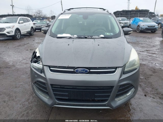 1FMCU9J95EUA57289 Ford Escape Titanium