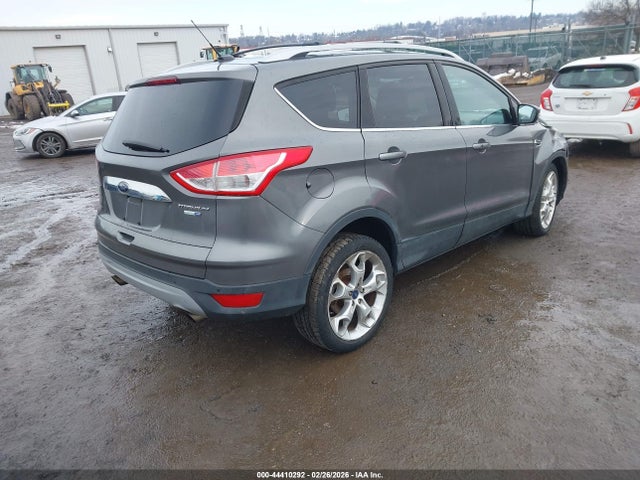 1FMCU9J95EUA57289 Ford Escape Titanium