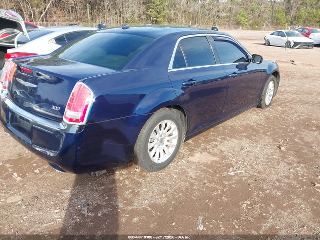 2014 CHRYSLER 300 2C3CCAAG2EH135882 Photo 3
