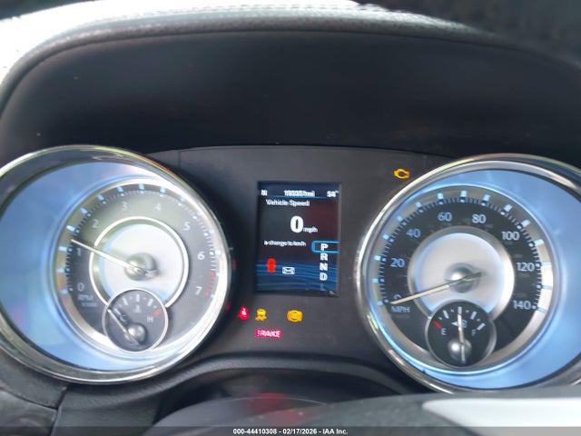 2014 CHRYSLER 300 2C3CCAAG2EH135882 Photo 6