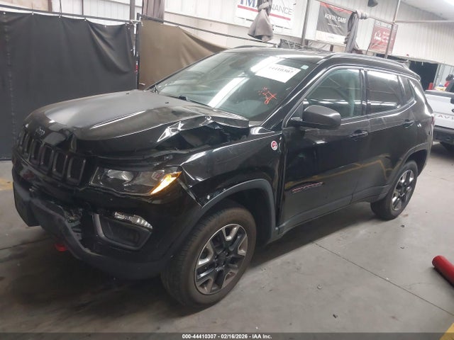 3C4NJDDBXJT207344 Jeep Compass Trailhawk 4x4