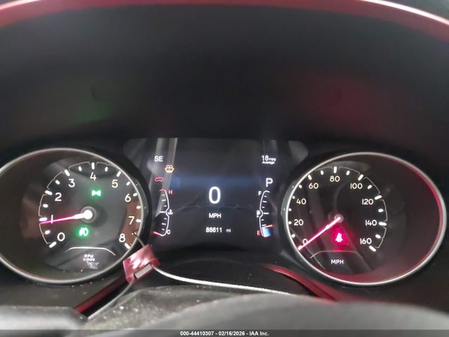 3C4NJDDBXJT207344 Jeep Compass Trailhawk 4x4