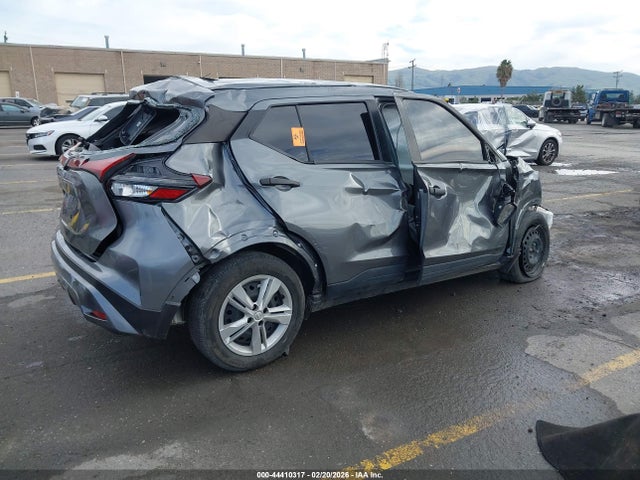 3N1CP5BV6RL530541 Nissan Kicks S Xtronic Cvt