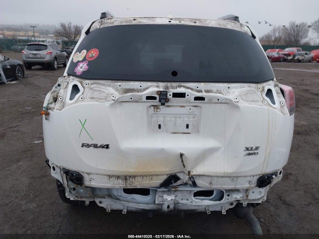 JTMRFREVXHD209636 Toyota Rav4 Xle
