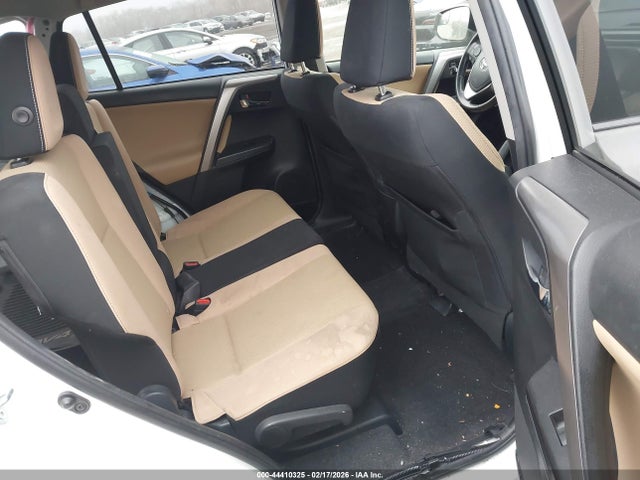 JTMRFREVXHD209636 Toyota Rav4 Xle