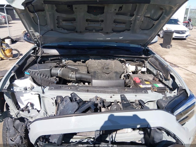 3TMCZ5AN7NM457676 Toyota Tacoma Trd Sport