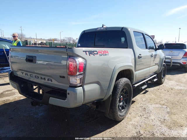 3TMCZ5AN7NM457676 Toyota Tacoma Trd Sport