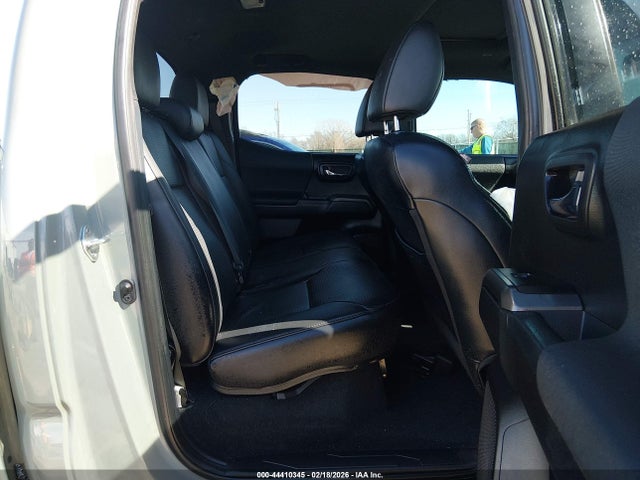 3TMCZ5AN7NM457676 Toyota Tacoma Trd Sport