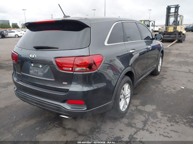 5XYPGDA3XKG526370 KIA Sorento 2.4l Lx