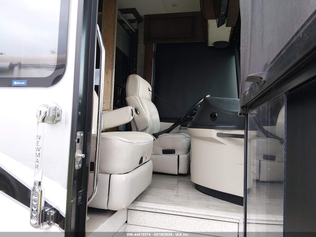 Freightliner Chassis Xc 2019 4UZFCHFE5KCKV2391 Image 5