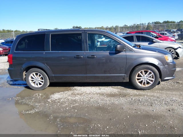 2C4RDGCG9JR298102 Dodge Grand Caravan Sxt