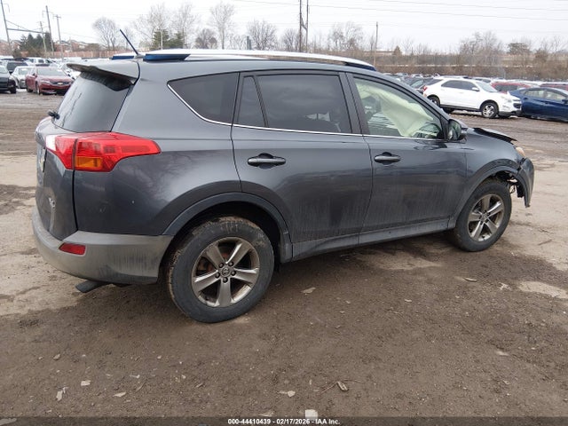 Toyota Rav4 Xle 2015 JTMRFREV8FD135887 Image 4