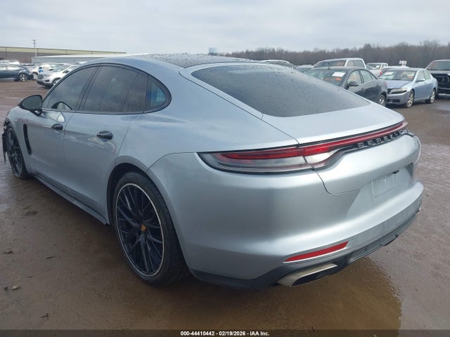 2021 PORSCHE PANAMERA WP0AJ2A79ML115807 Photo 2