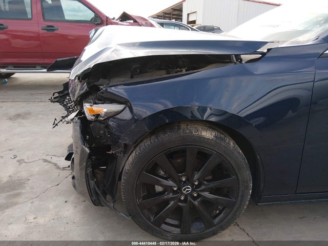 2024 Mazda Mazda3 2.5 S Select Sport მანქანა იყიდება აუქციონზე, vin: 3MZBPABM9RM401418, აუქციონის ნომერი: 44410448