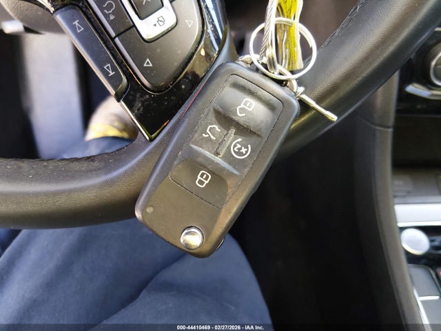 2022 VOLKSWAGEN PASSAT 1VWSA7A32NC004397 Photo 10